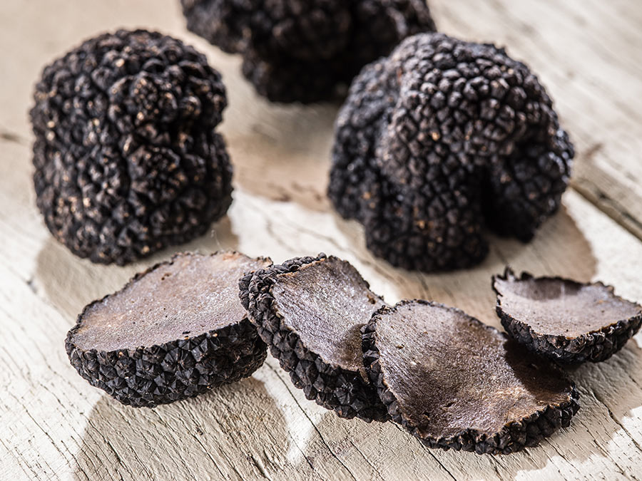 Black Truffle: ένα μαύρο «διαμάντι» για την επιδερμίδα μας - Kaloe ...